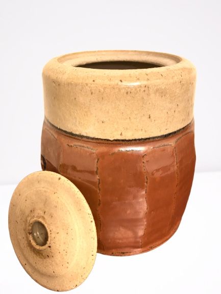 Stone pot/pottery/jar