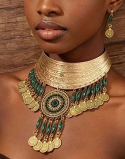 Vintage Hollow Round Punk Choker Pendant Coin Necklace, Fashion Jewelry