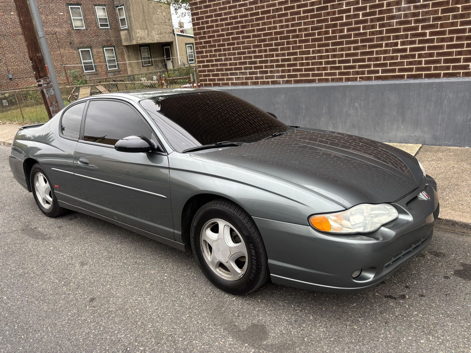 2004 Chevrolet Monte Carlo
