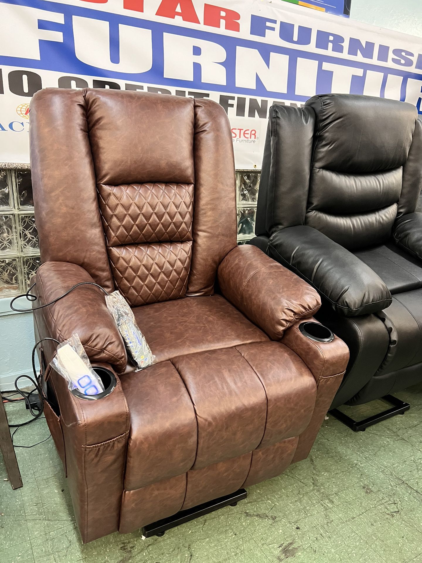 🔥Hot Deal🔥Brand New Power Lift Chair With Cup Holder $599