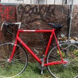 Vintage Cannondale Bike In Great Condition 