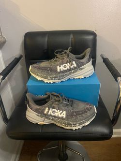 Hoka Speed Goat 6/ size 9.5D Women’s $95