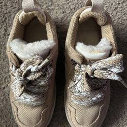 Ugg Lowmel Size 8 In Women’s 