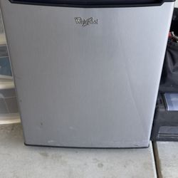 Whirlpool Mini Refrigerator