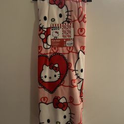 Hello Kitty Valentines Heart Throw Blanket NEW