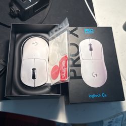 Logitech Pro Superlight