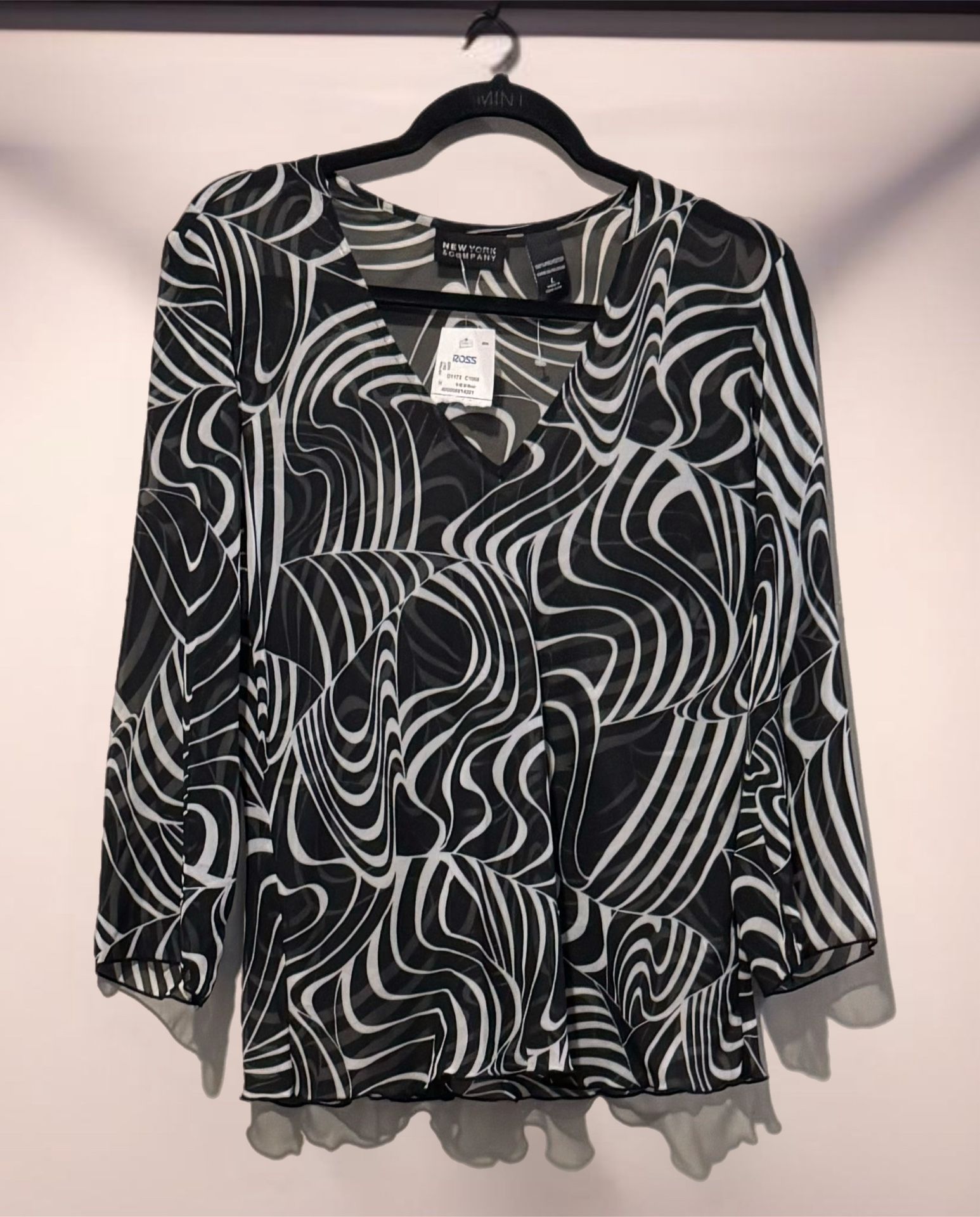 New York & Co (Z) Sheer Swirl Shirt L Black White Zebra Light Flowy Y2K Vtg NWT