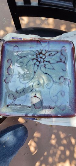 2 square dinner plates