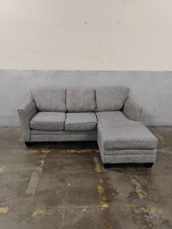 ‼️FREE DELIVERY‼️Grey Fabric Sectional Sofa with Chaise