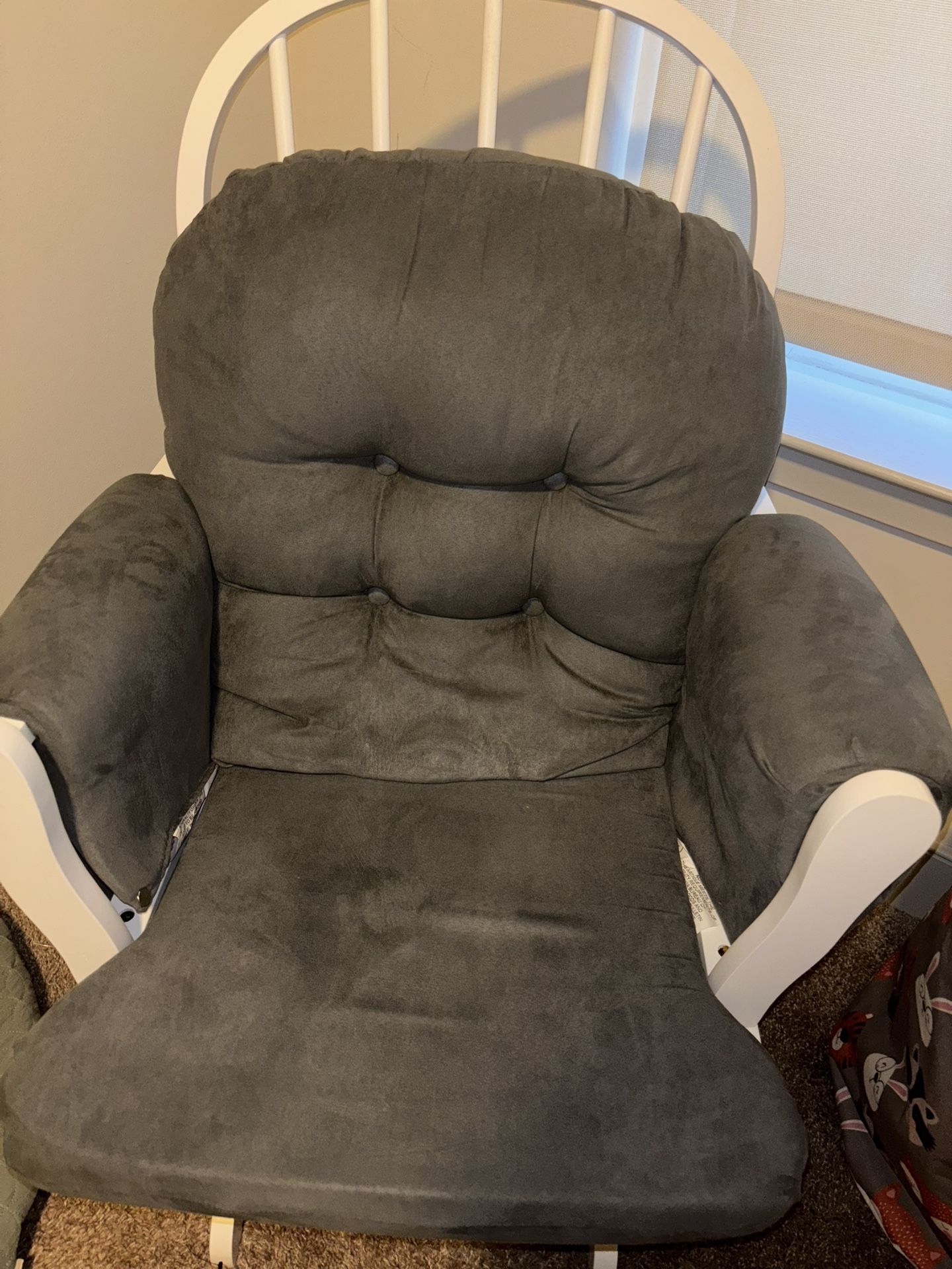 Rocking Chair With Ottoman