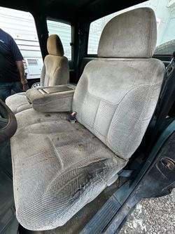 Grey front seats / 1994 Chevy C1500