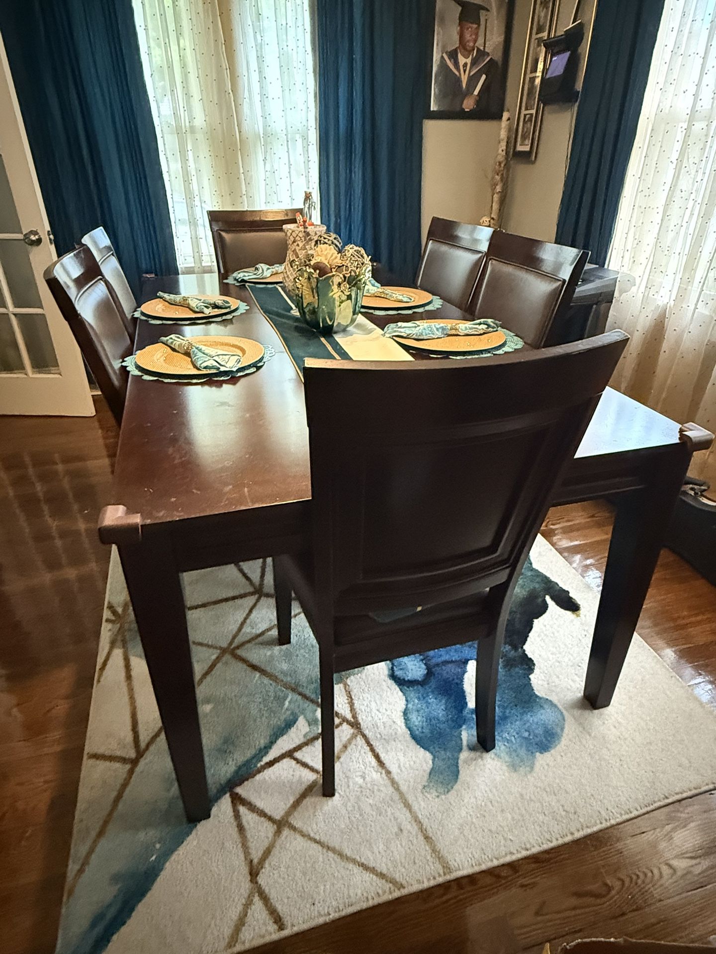 7 Piece Dining Room Set For Sale - Very Good Condition… Lightly Used