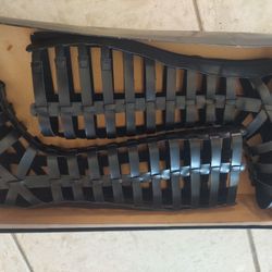 MIA Shoes Glutterati Gladiator Flat Sandal Black 