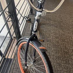 Well Kept Classic Beach Cruiser