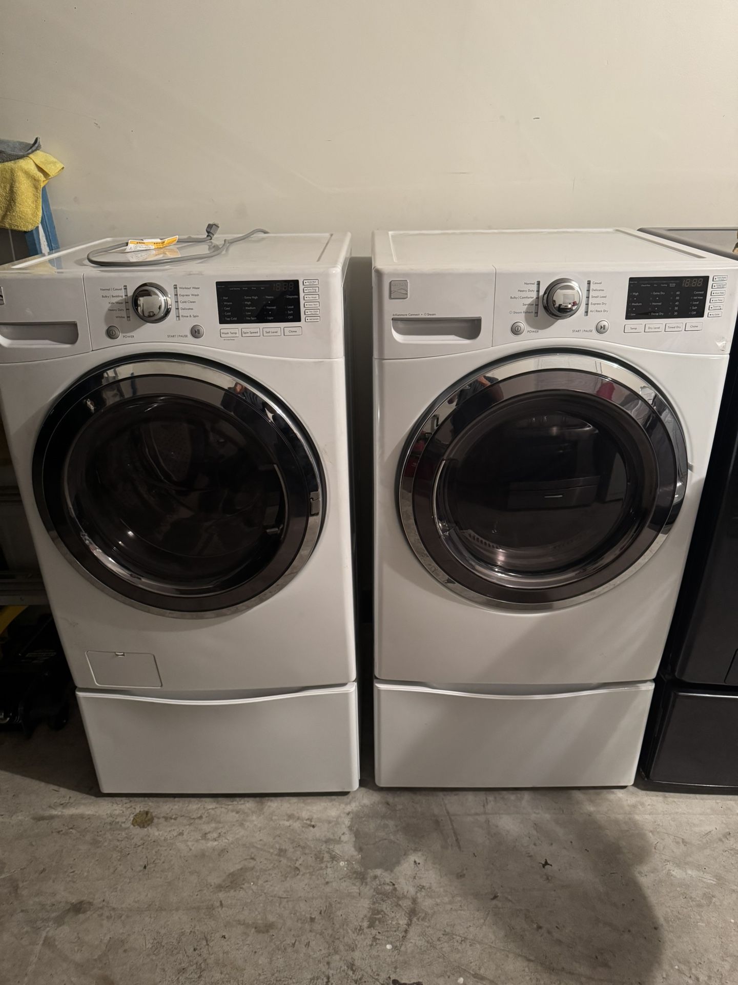 Washer And Gas Dryer Kenmore $600