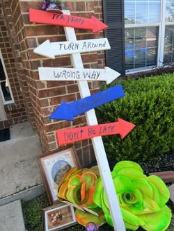 Alice In Wonderland Mad Hatter Tea Party Sign