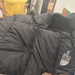North Face Puffer Vest  700
