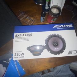 4 Alpine Door Speakers !!!!!