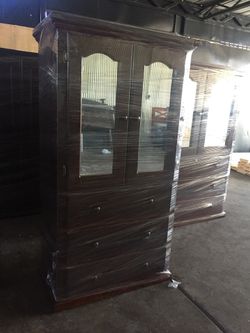 Wardrobe doors and drawers