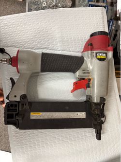 Nail gun