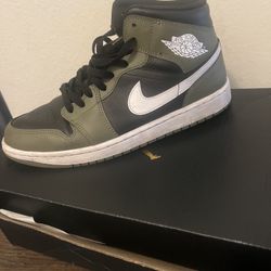 Men’s Nikes
