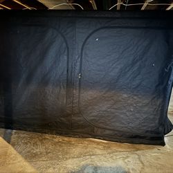 Large 8 Ft X 5 Ft Grow Tent w/Accessories Make Offer
