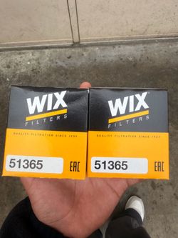 2 brand new WIX FILTERS 2 for 20