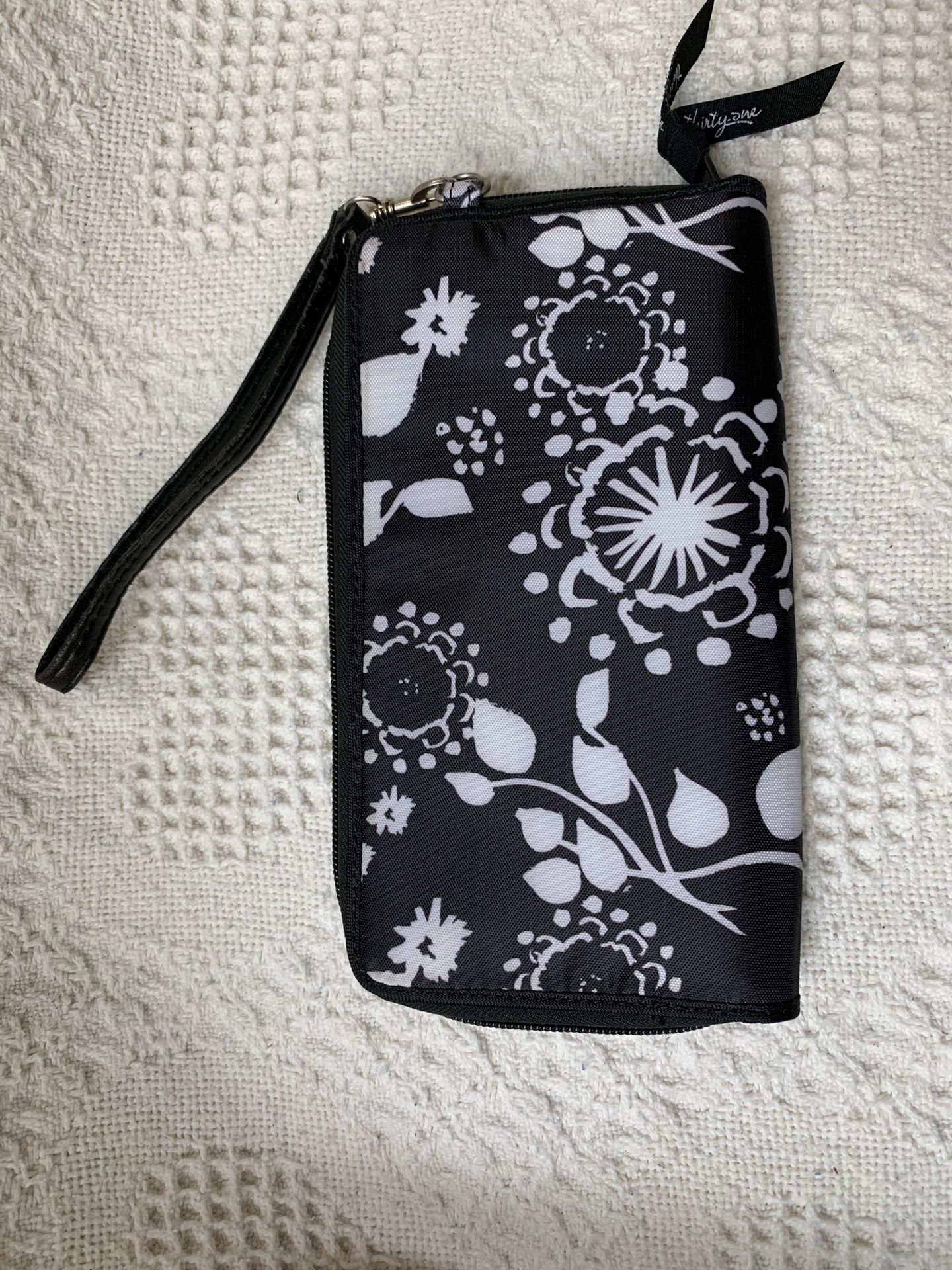 Thirty One wallet clutch with coupon organizer