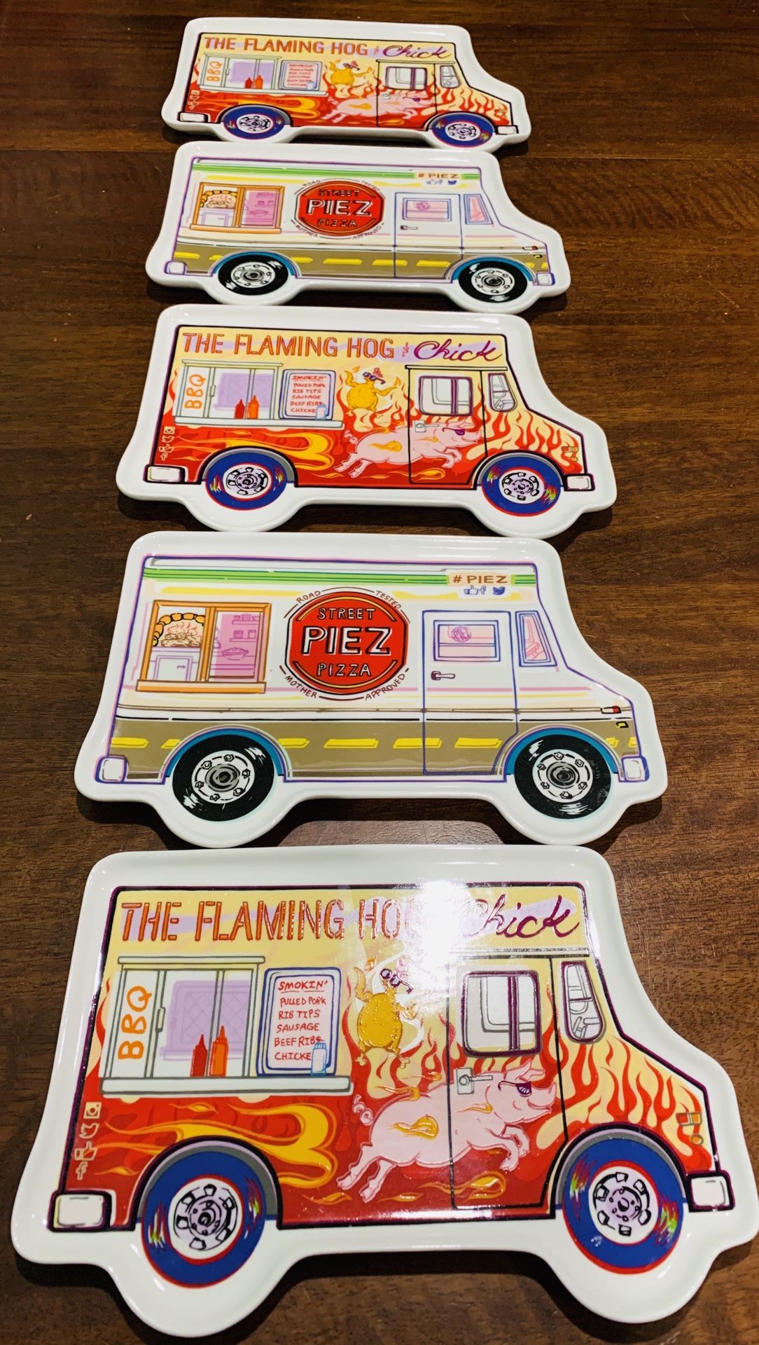 Fabulous Food Truck Snack Plates, set of 5!