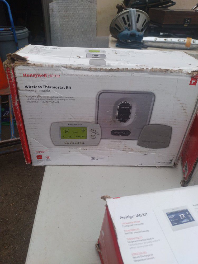 Honeywell Home Wireless Thermometer Kit Okay So That One Is The Honeywell Home
