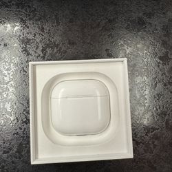 Apple AirPod 4 Active Noise Cancellation  Pre-owned Open Box