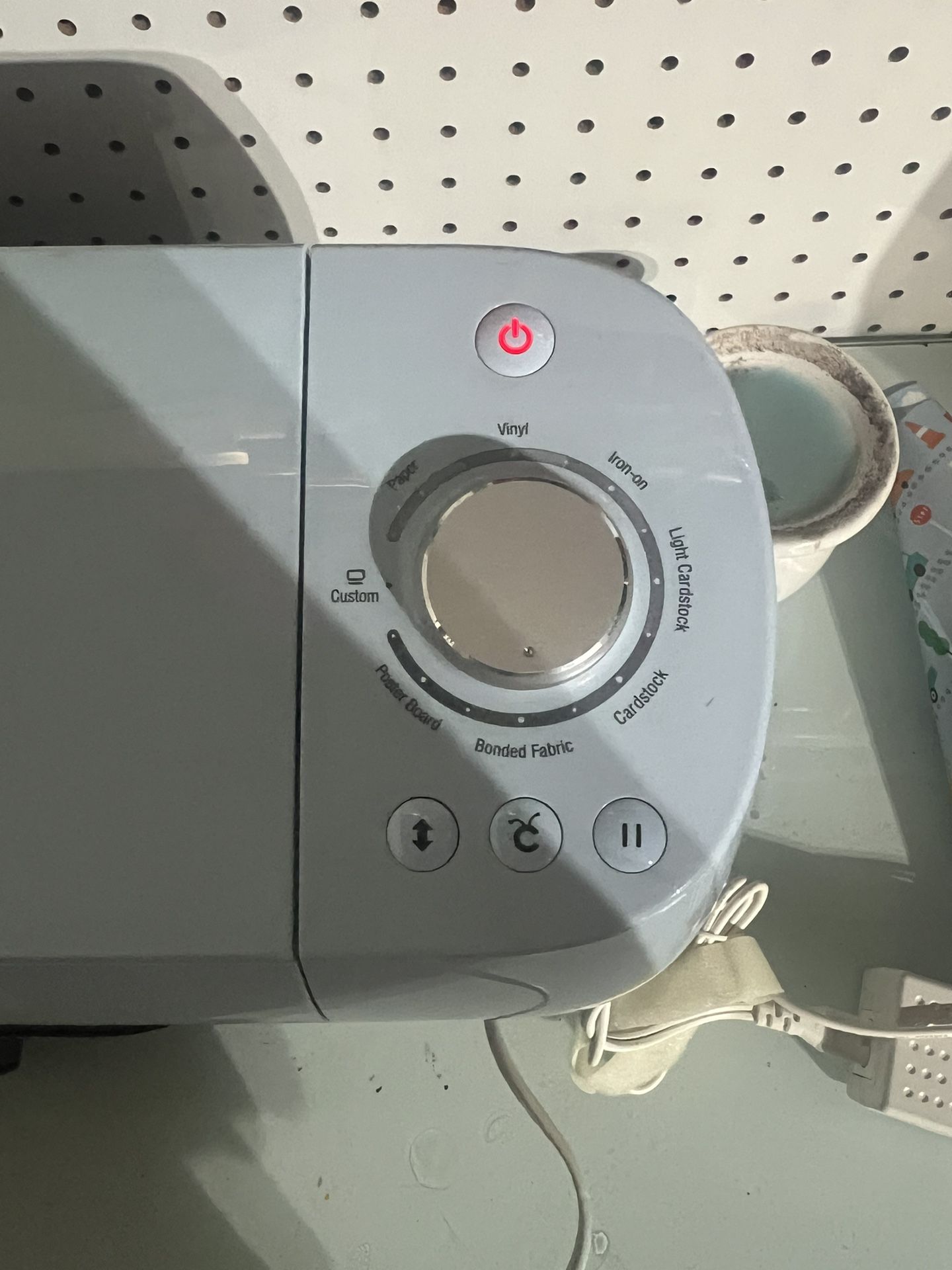 Cricut Explorer Air2/ Look At Description Collectibles & Art