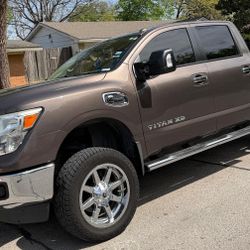 Se Vende Bonita Titan