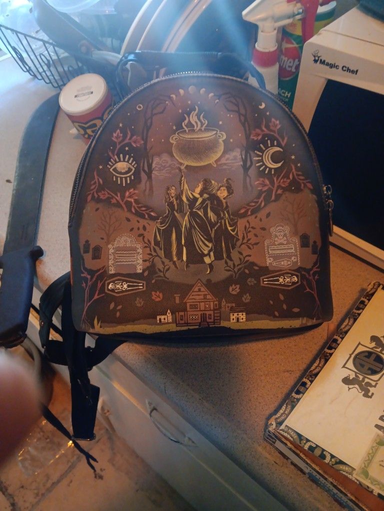 Walt Disney Hocus Pocus Backpack