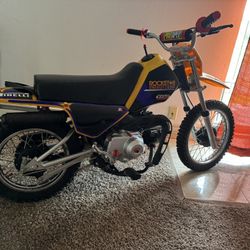 Nice Moded Dirt bike 4 Gears Will Trade Depending What You Have 