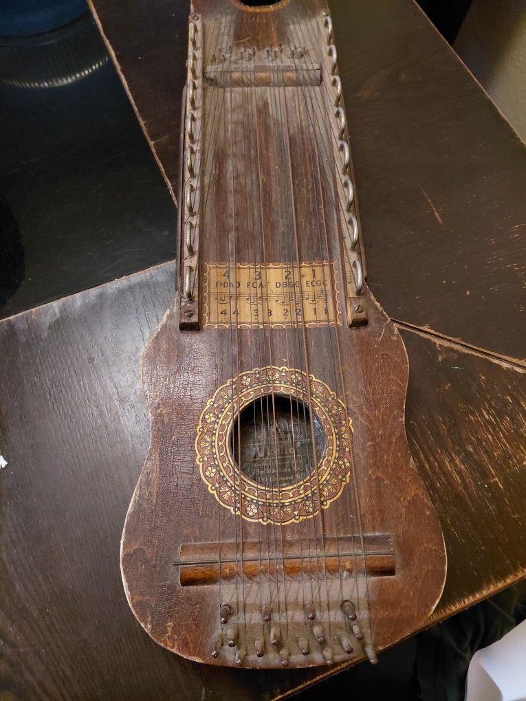 1920 Ukelin