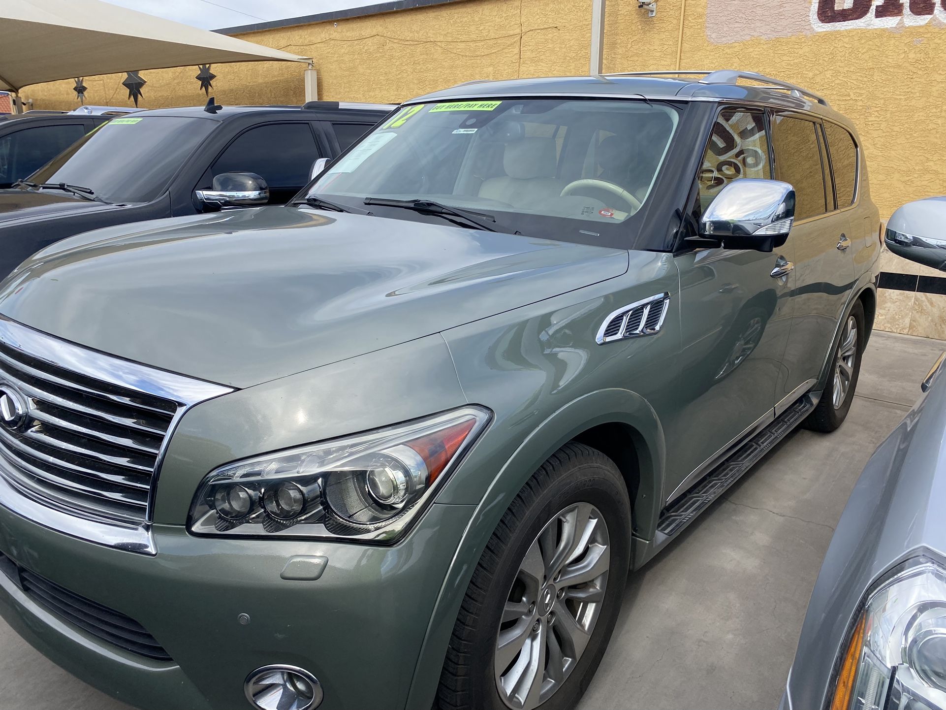 2012 Infiniti Qx56