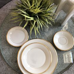 Lenox China 14 kt Gold Edges /Complete Set 12