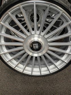 Silver 22 x 8.5 wheels tires/24/30/22 5 x 114.3 5 x  115 $1395 obo must go!