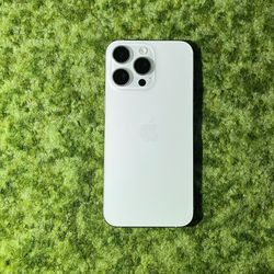 iPhone 16 Pro Max | 256GB | White Titanium | Factory Unlocked