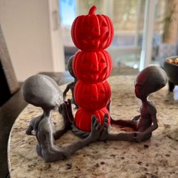 3D Printed Alien Pumpkin Totem – Halloween Sci-Fi Decor