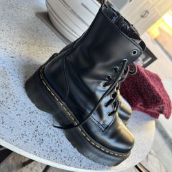 Doc Martens Jadon Boots 