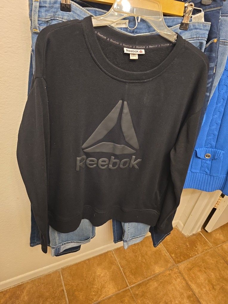 Reebok Sweatshirt