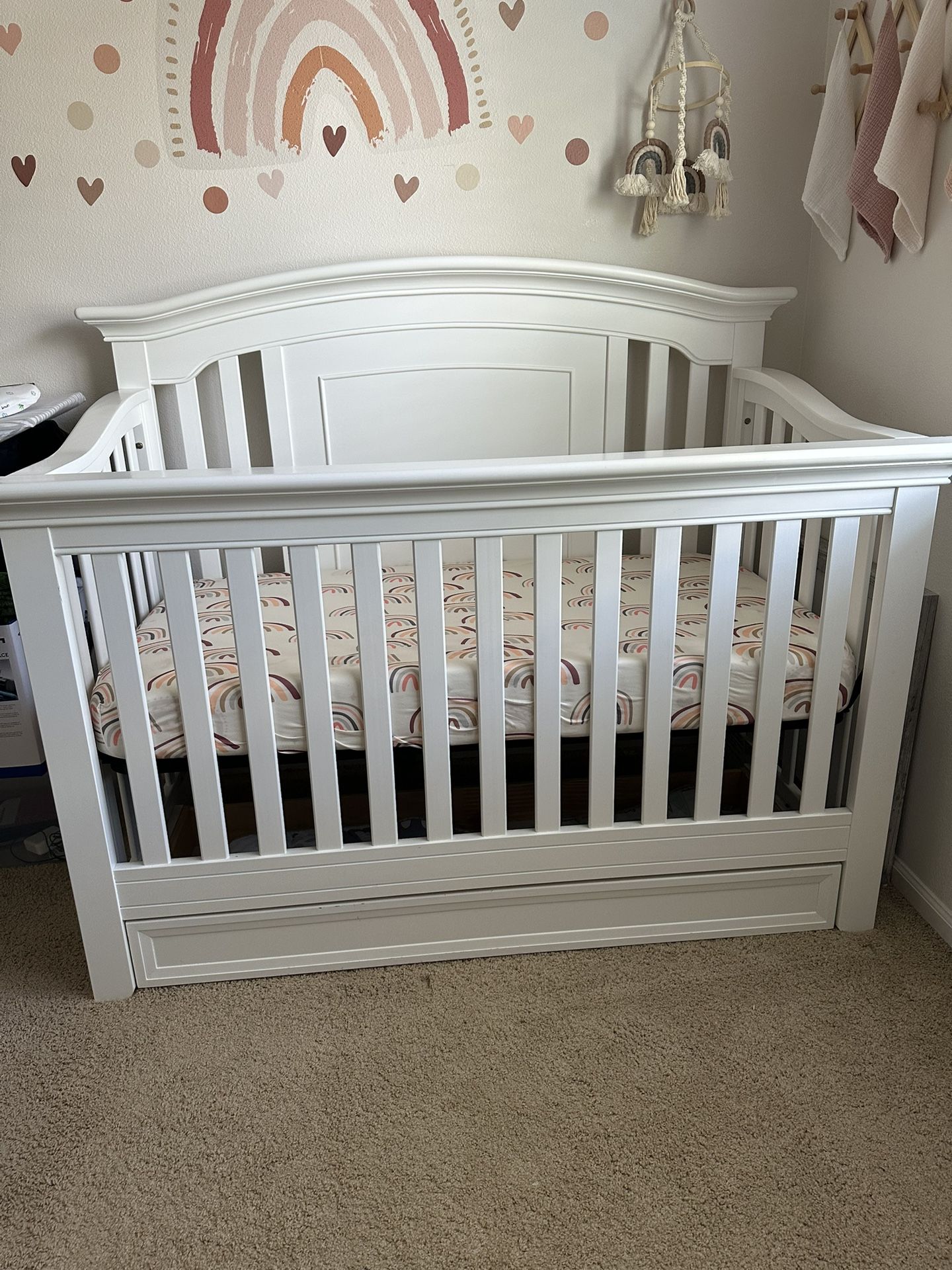 baby crib and mattress