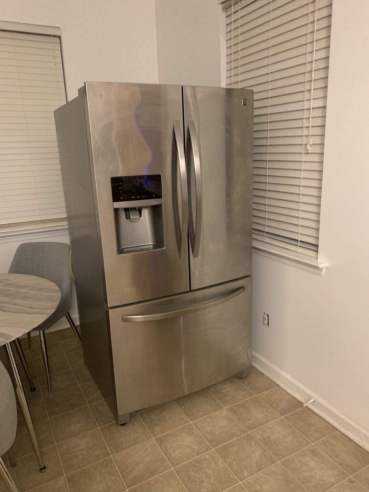 Refrigerator