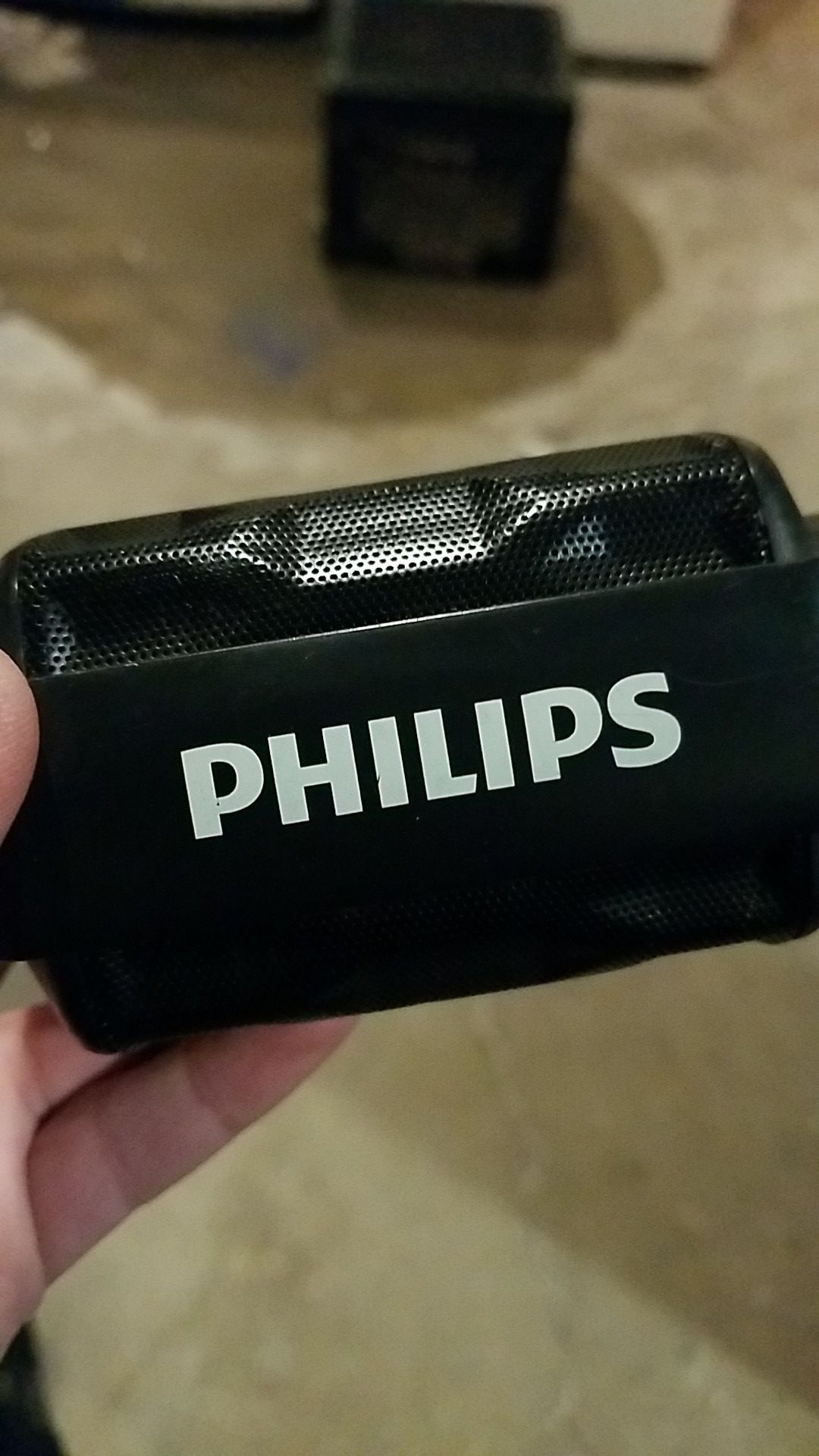 Philips Bluetooth wireless portable speaker