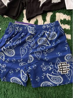 Ee shorts