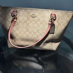 Coach Outlet Gallery Tote Bag In Signature Canvas