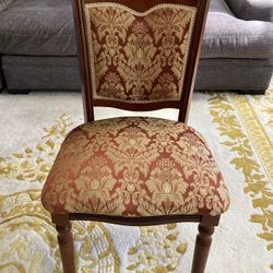 🔥ONLY 1 LEFT, Solid Wood Dining Chair – $30 Today Only