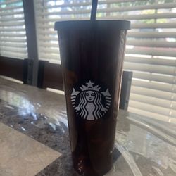 Starbucks Cups 